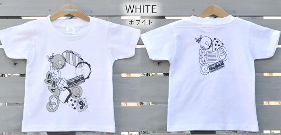 パンが集まって大きなアルファベットに。ポスターみたいなイラストTシャツ「BReaD GREAT!(ブレッドグレイト)」