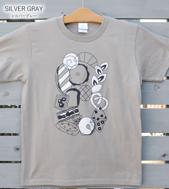 パンが集まって大きなアルファベットに。ポスターみたいなイラストTシャツ「BReaD GREAT!(ブレッドグレイト)」