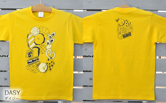 パンが集まって大きなアルファベットに。ポスターみたいなイラストTシャツ「BReaD GREAT!(ブレッドグレイト)」